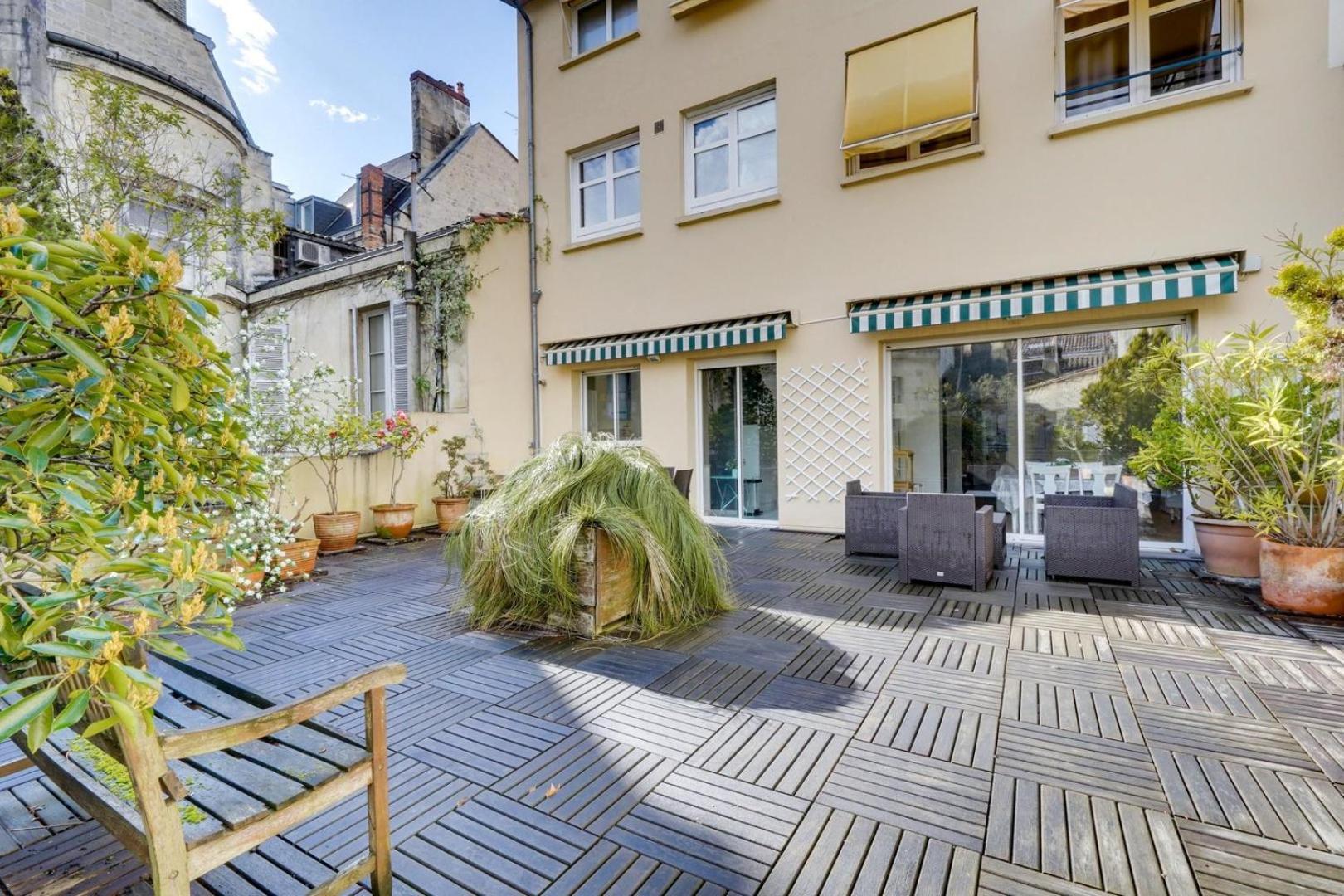 Lovely Apartment With Exceptional Terrace ボルドー エクステリア 写真